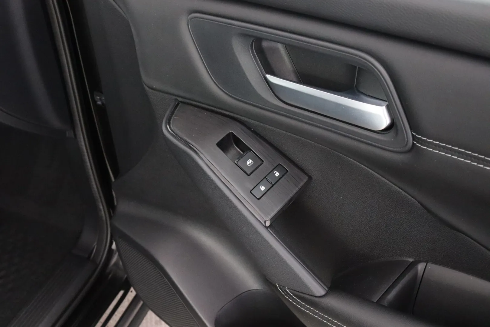 NISSAN Qashqai MOH-522 carousel image