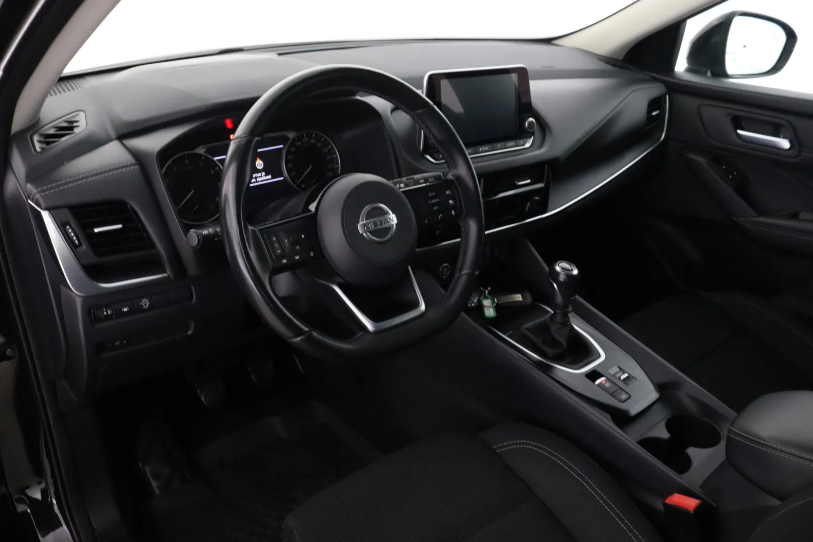 NISSAN Qashqai MOH-522 carousel image