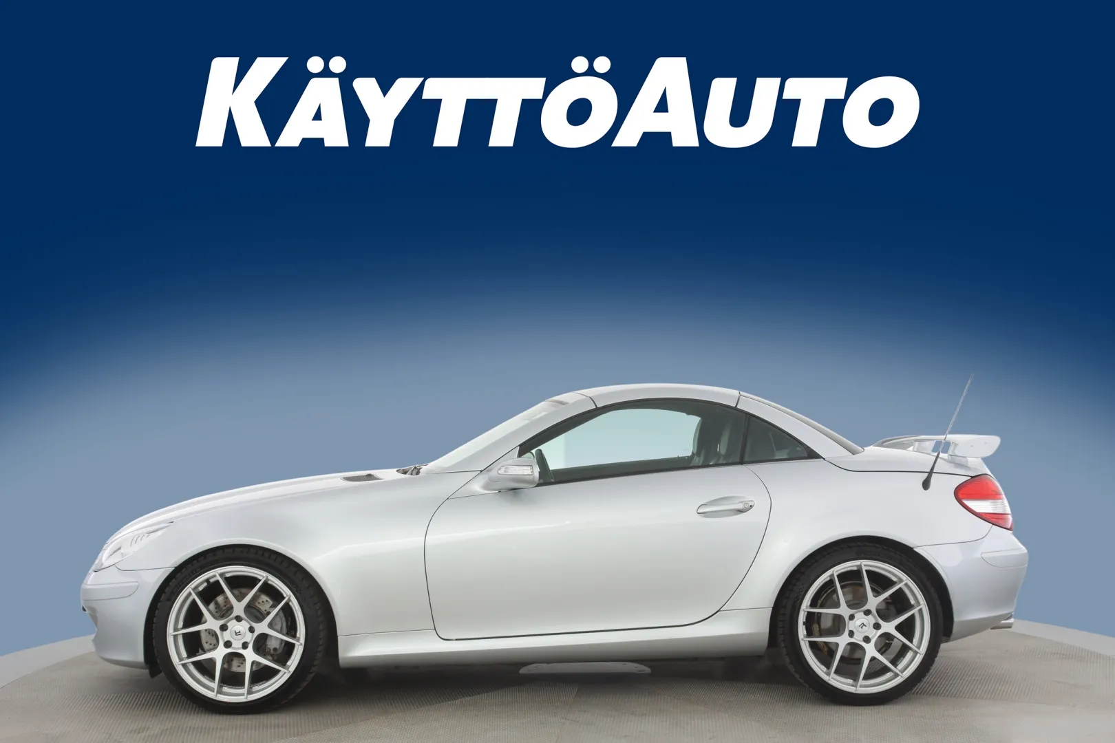 MERCEDES-BENZ SLK LMI-409 carousel image