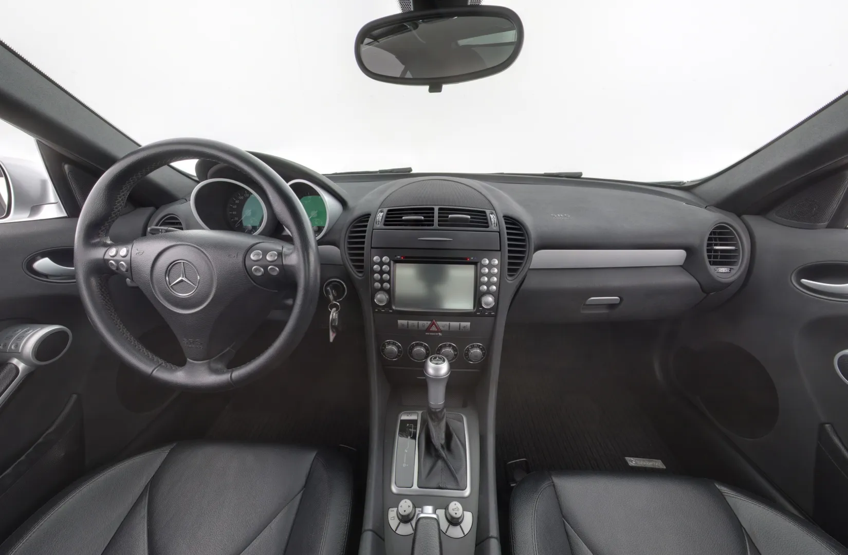 MERCEDES-BENZ SLK LMI-409 carousel image