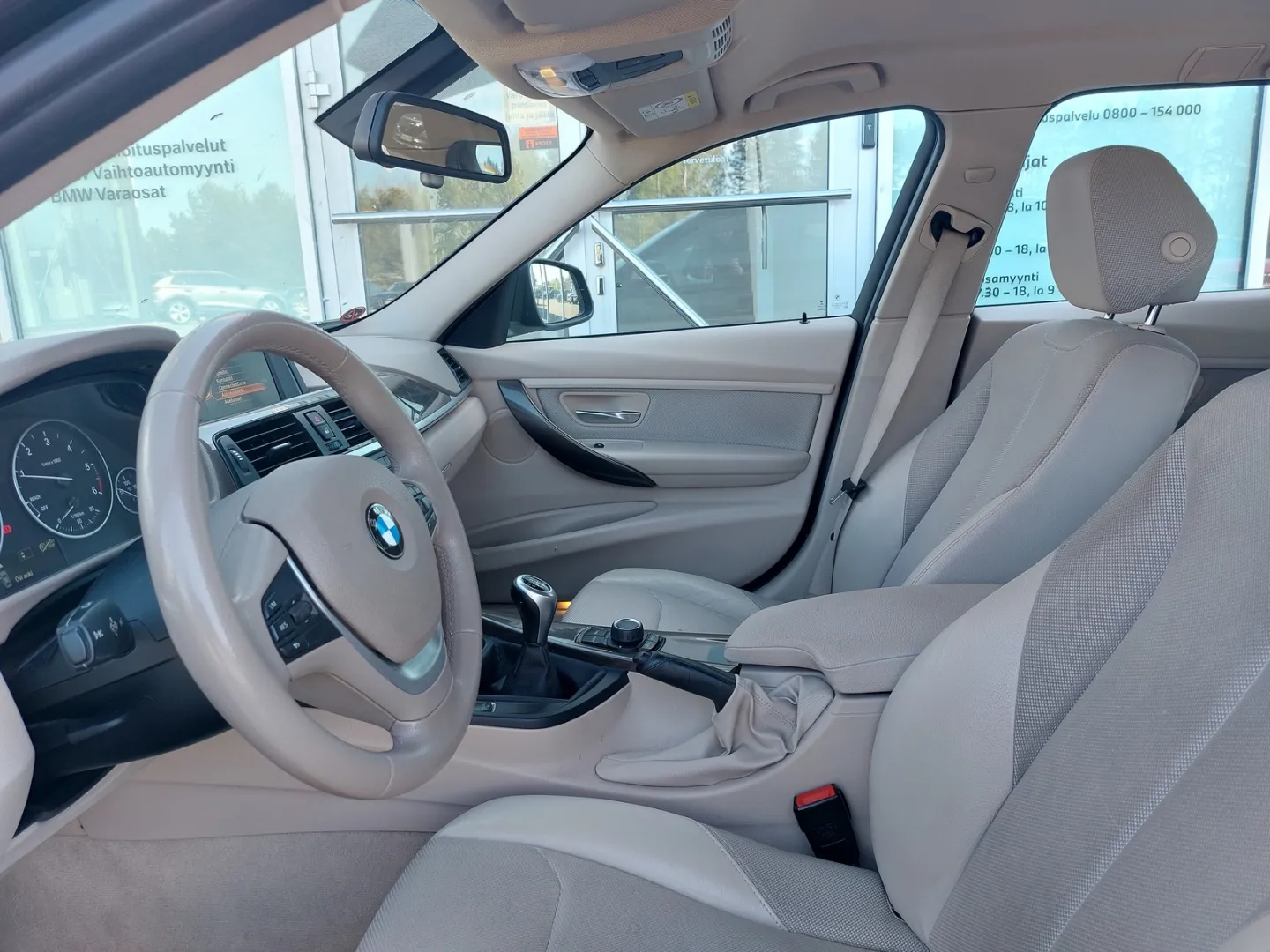 BMW 318 CKH-800 carousel image
