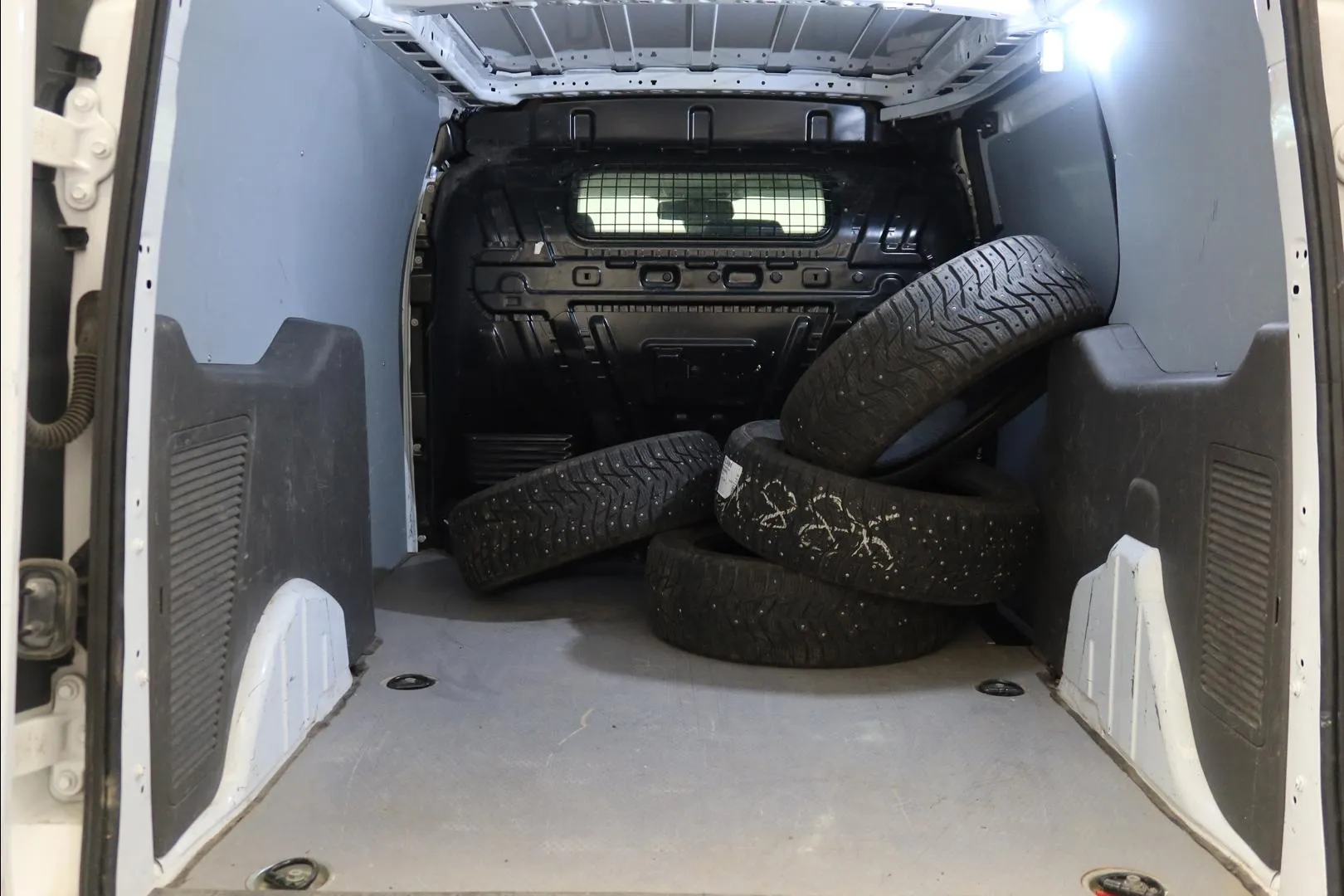 FORD Transit Connect CLX-886 carousel image