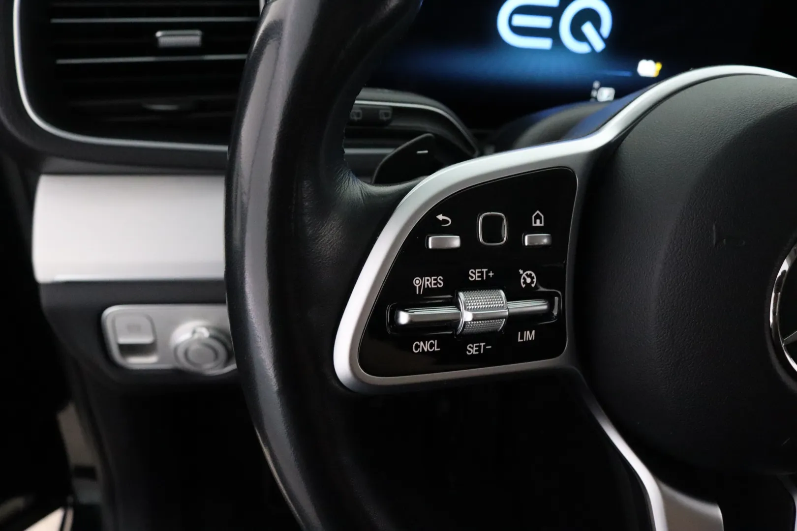 MERCEDES-BENZ GLE CPJ-491 carousel image