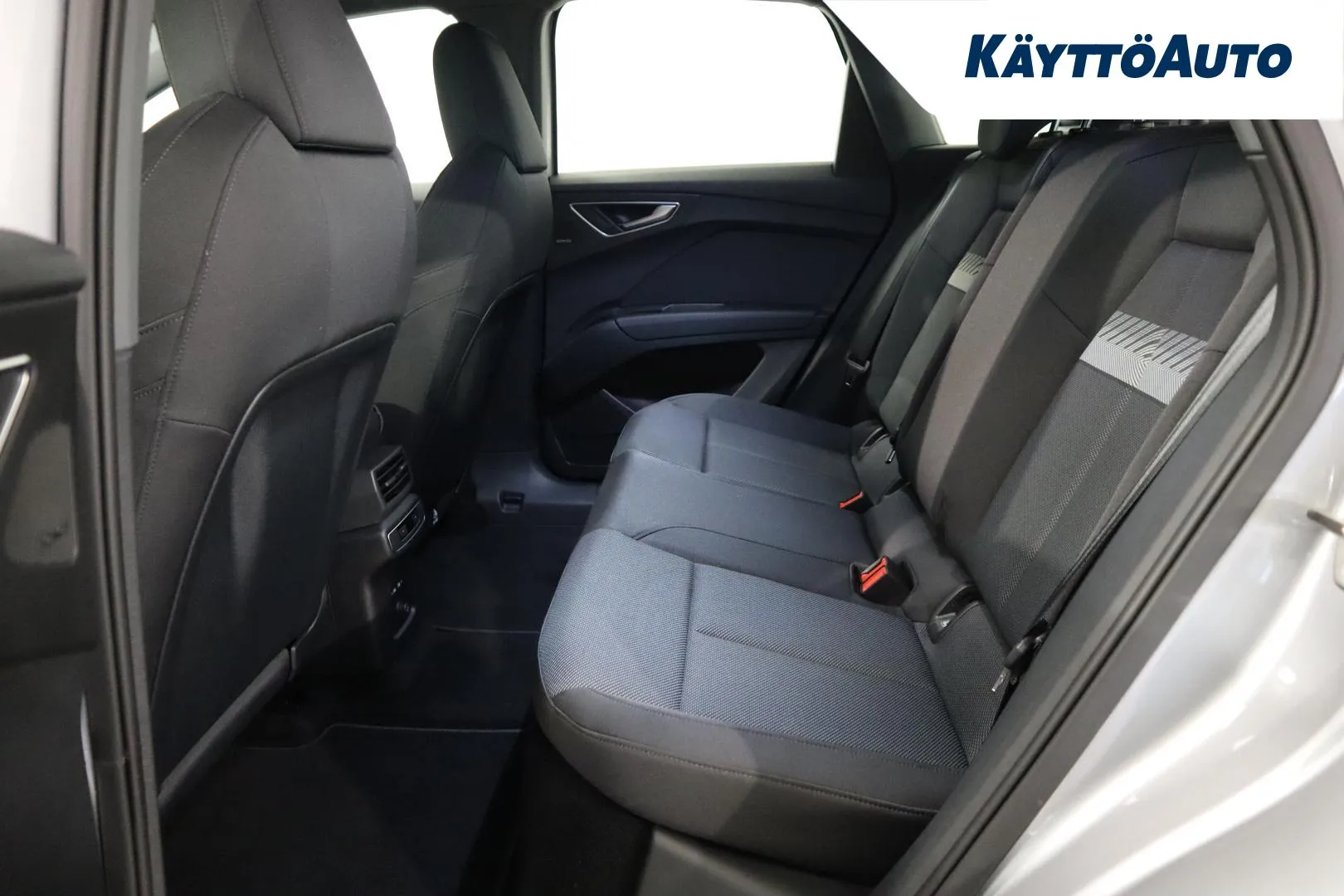 Audi Q4 e-tron FRT-141 carousel image