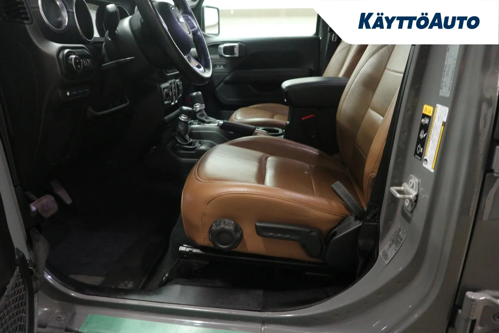 JEEP Wrangler SZA-846 carousel image