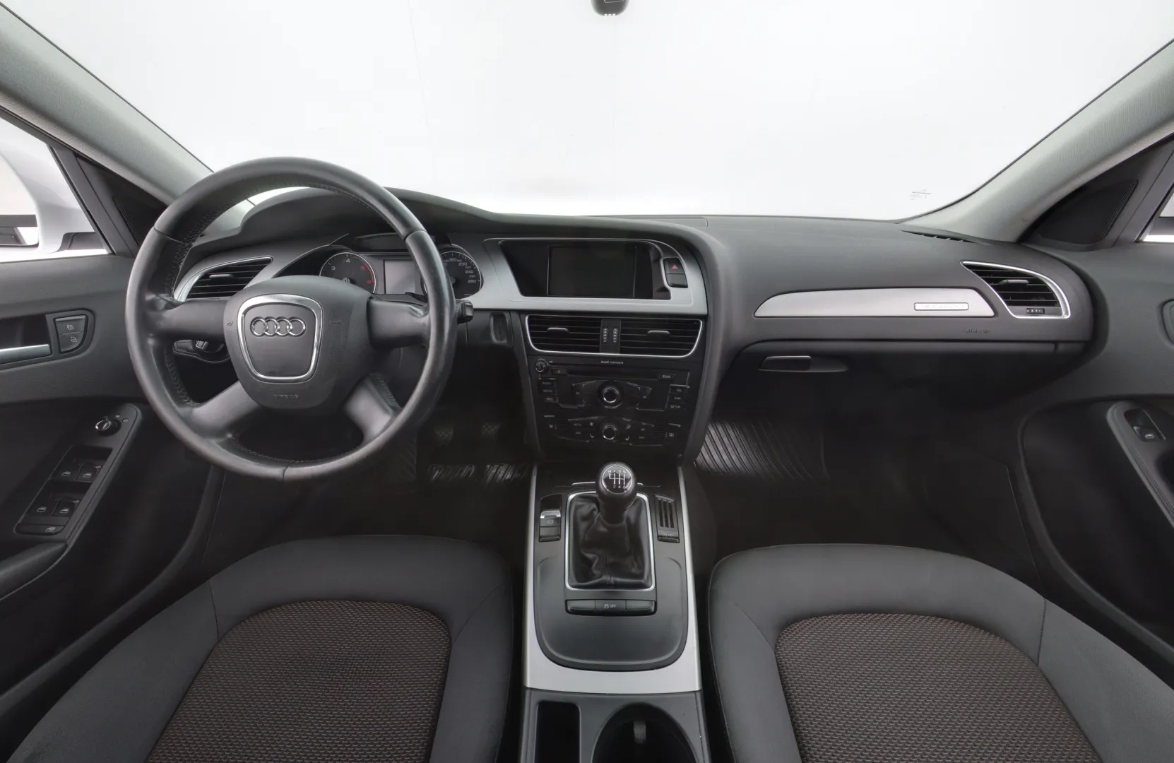 AUDI A4 allroad quattro JHT-930 carousel image