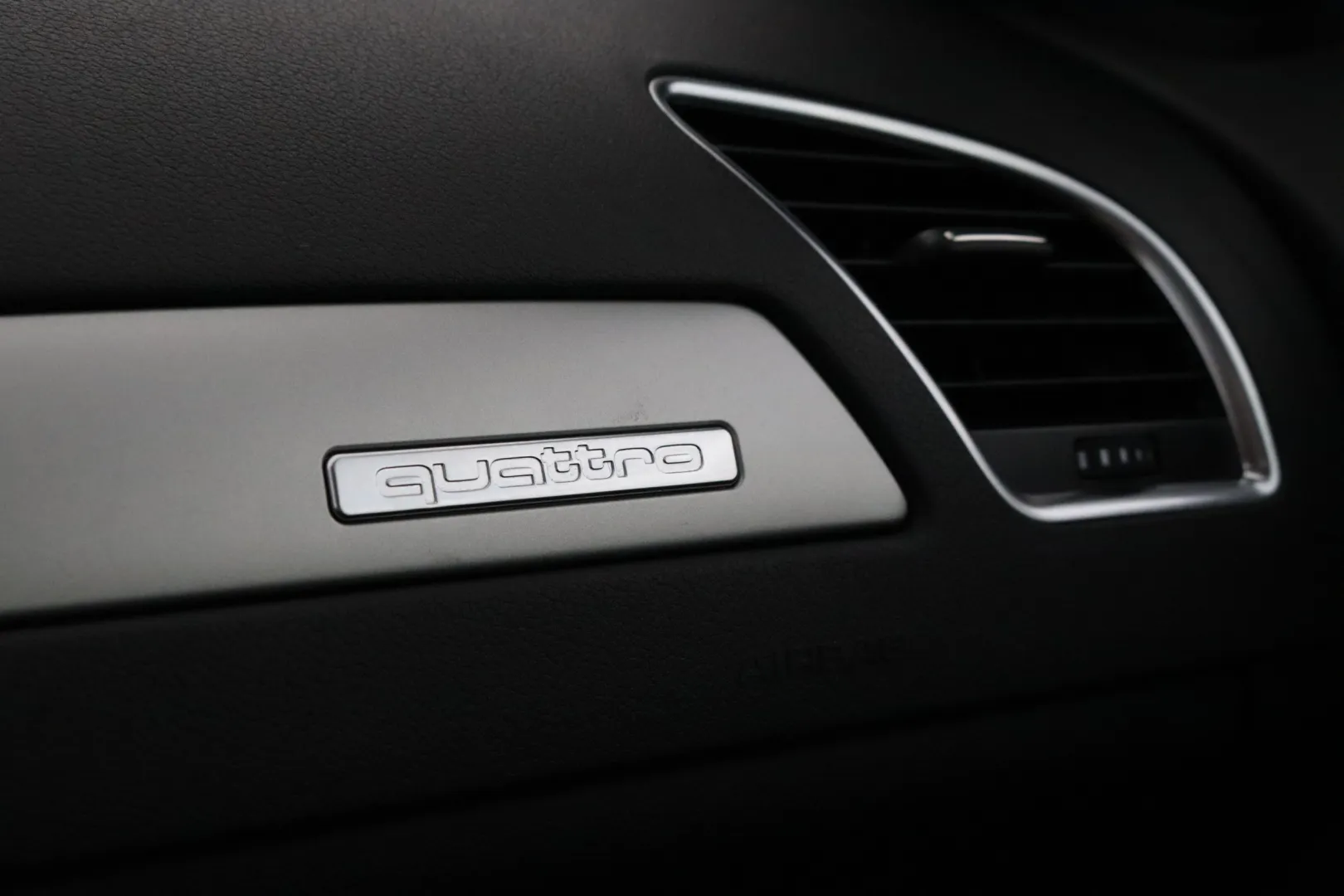 AUDI A4 allroad quattro JHT-930 carousel image