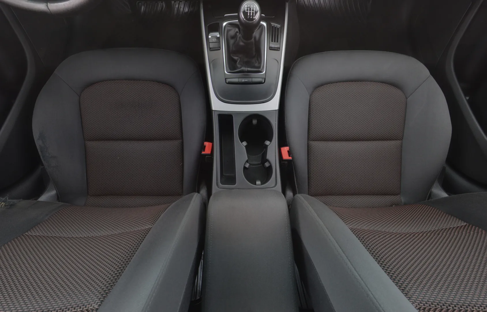 AUDI A4 allroad quattro JHT-930 carousel image