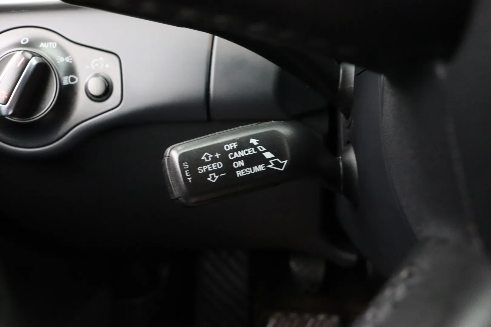 AUDI A4 allroad quattro JHT-930 carousel image