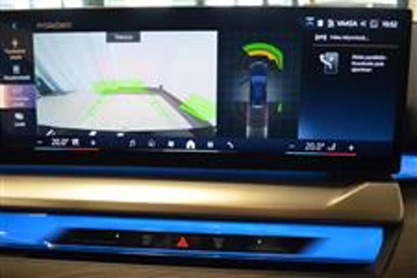 BMW i5 EVE-539 carousel image