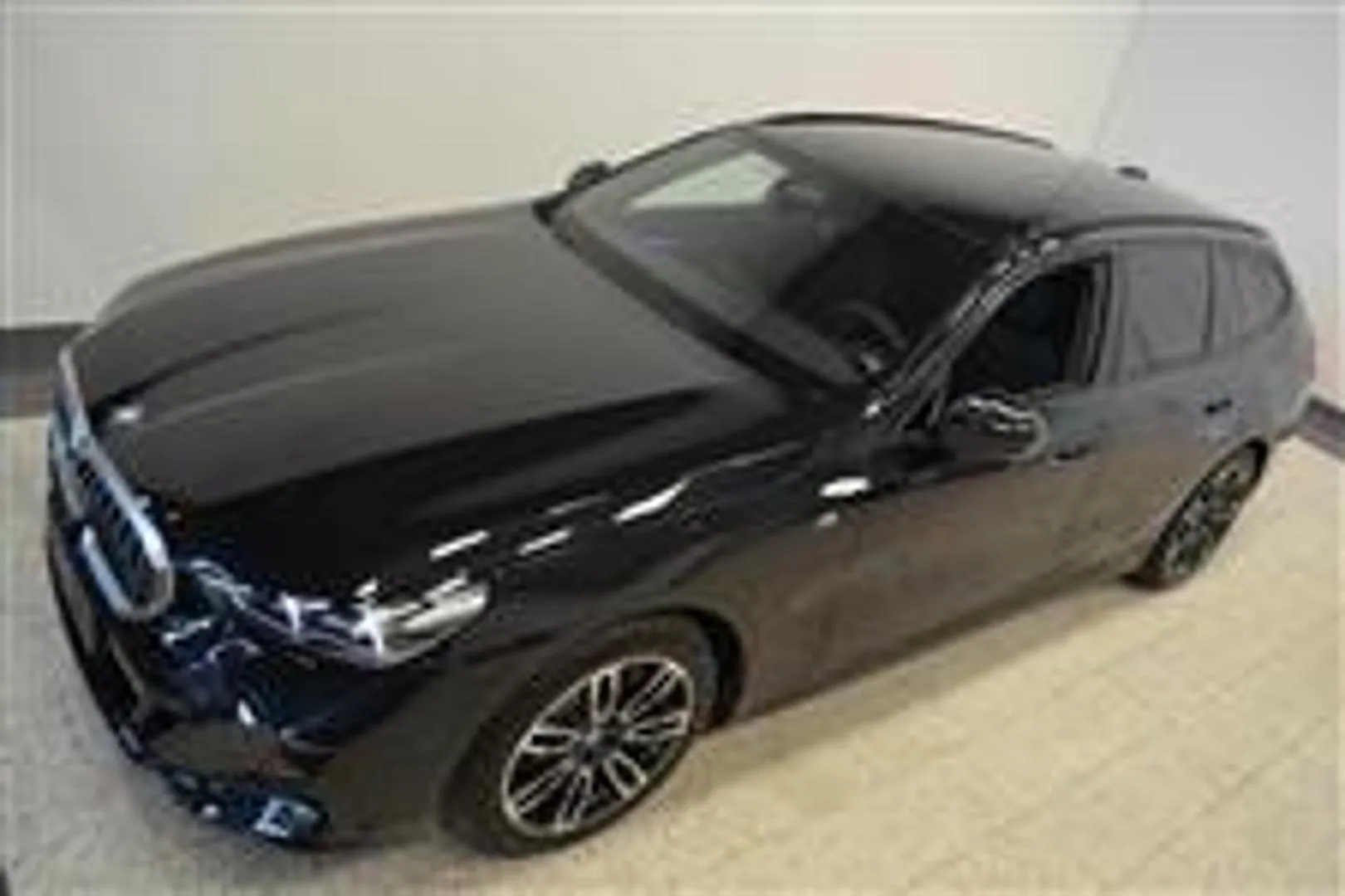 BMW i5 EVE-539 carousel image