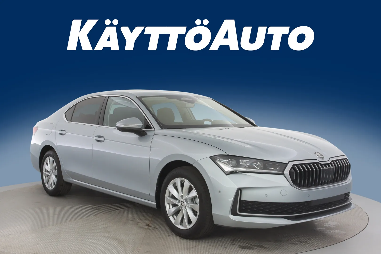 Skoda Superb IRT-902 carousel image