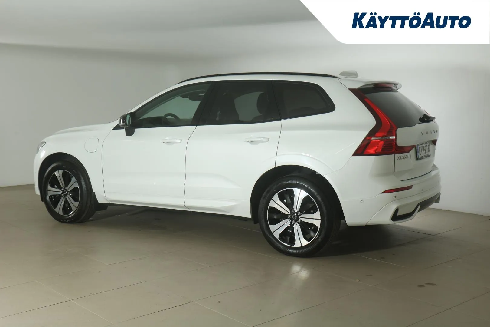 VOLVO XC60 EVH-278 carousel image