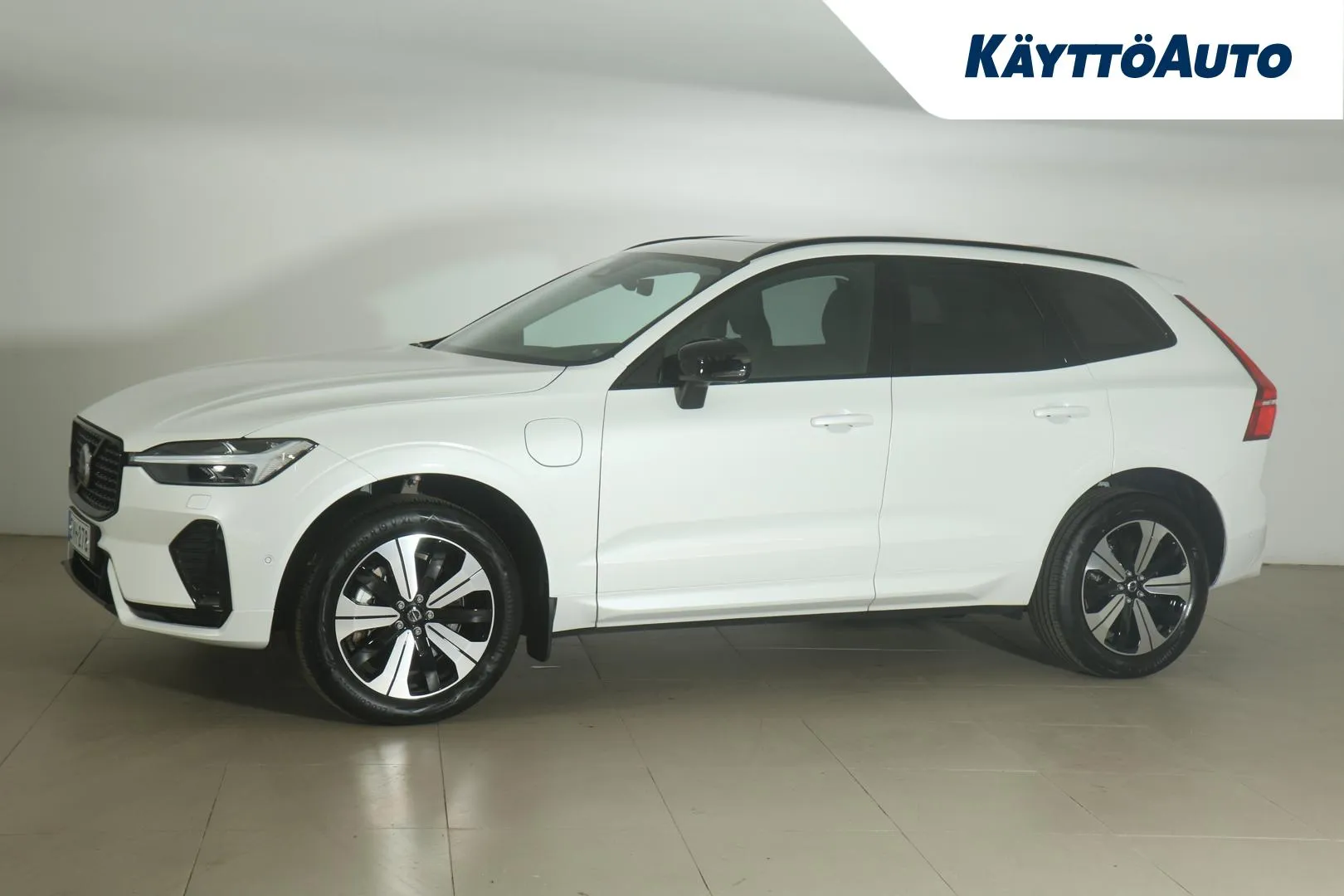 VOLVO XC60 EVH-278 carousel image