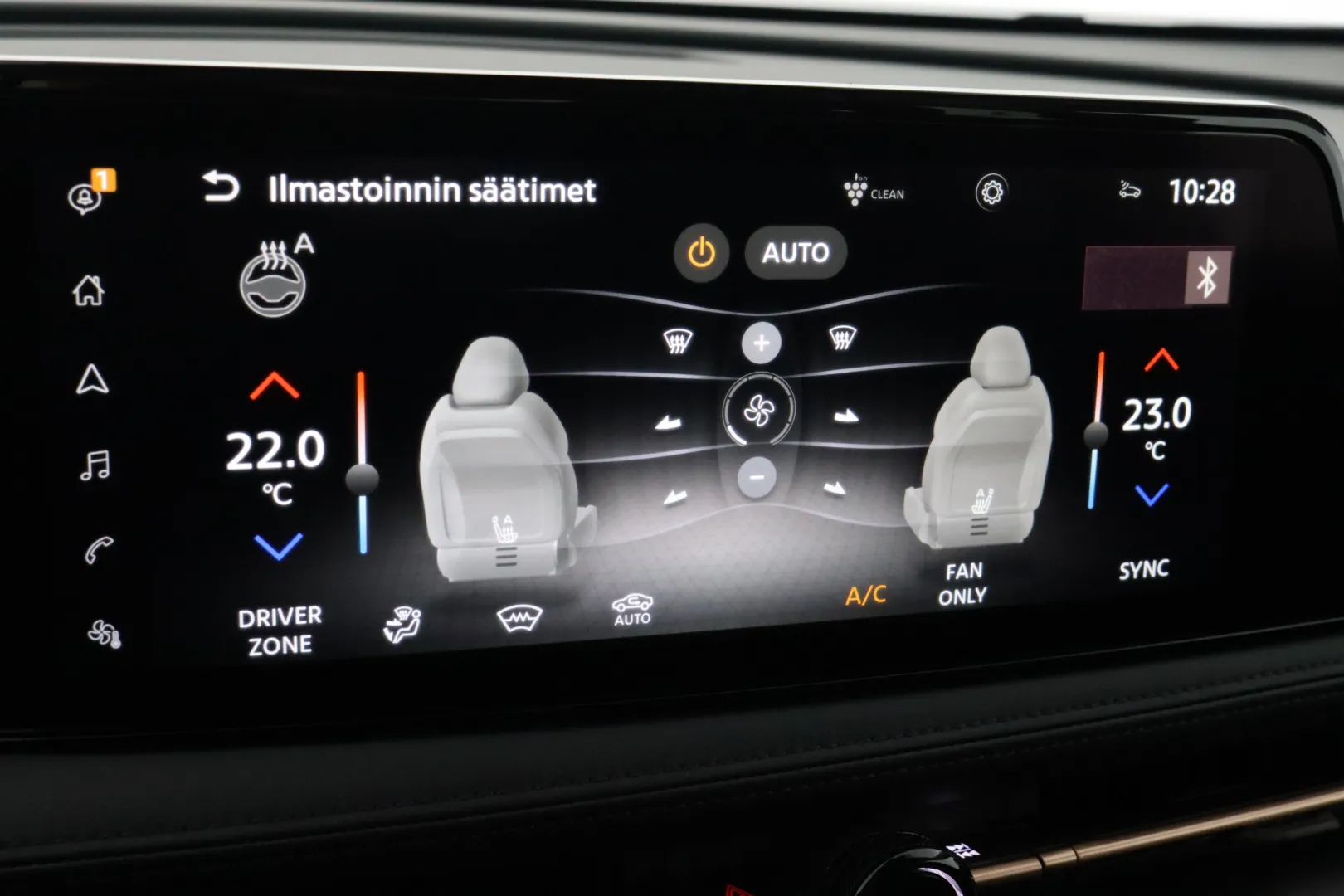 NISSAN Ariya NNB-697 carousel image