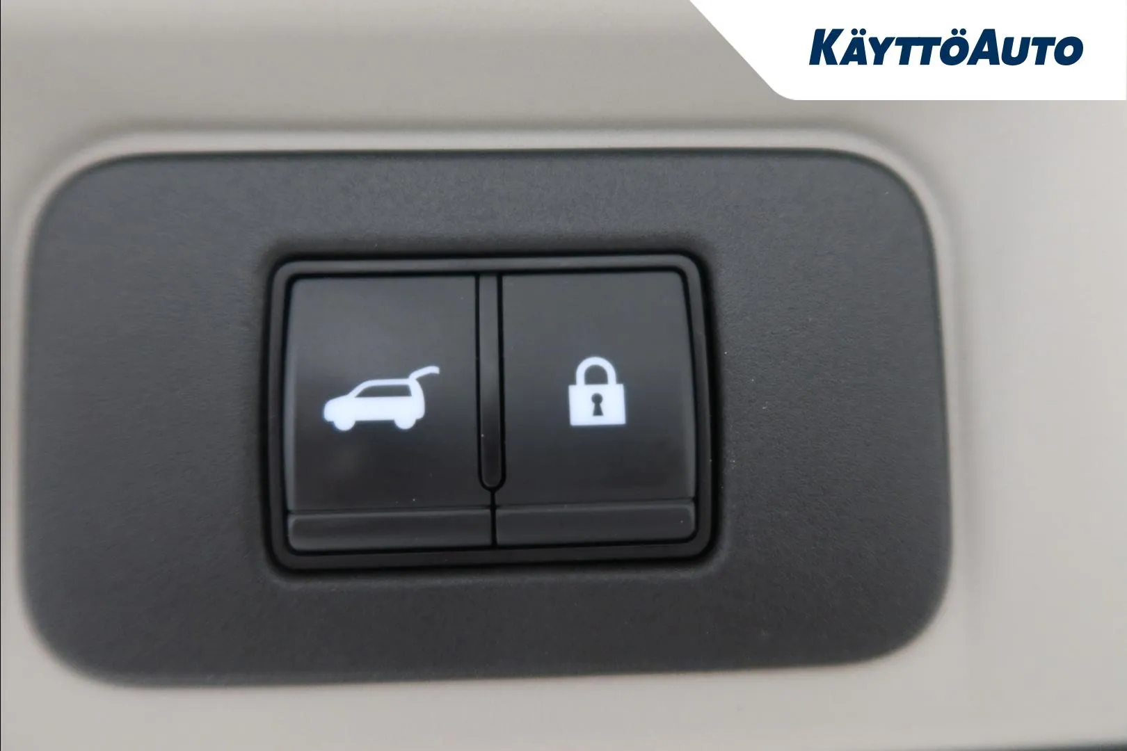 NISSAN Ariya IRJ-660 carousel image