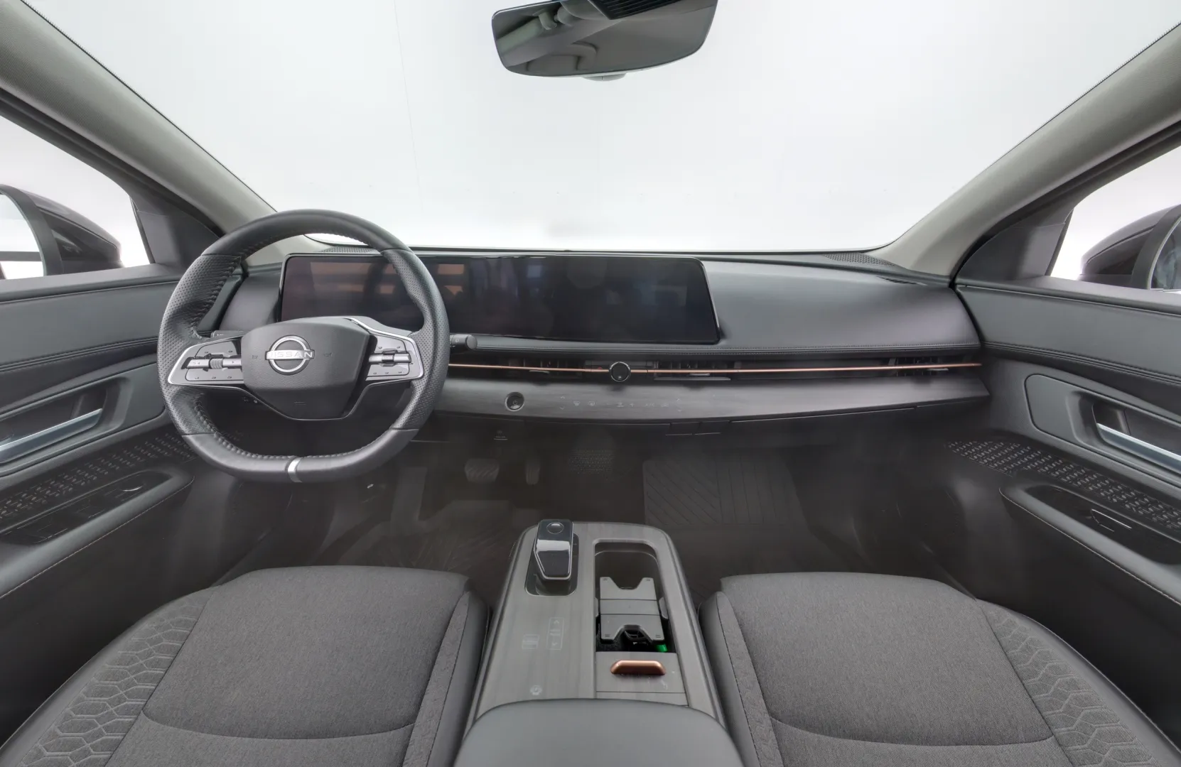 NISSAN Ariya IRJ-638 carousel image