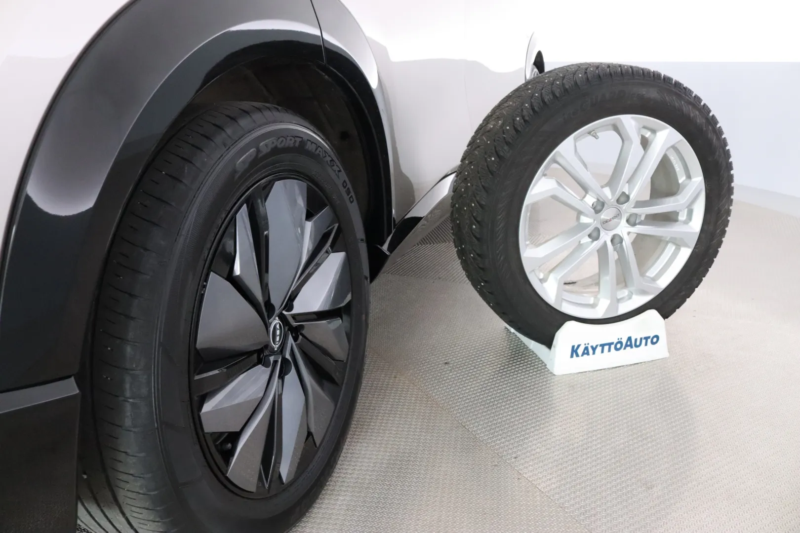 NISSAN Ariya IRJ-638 carousel image