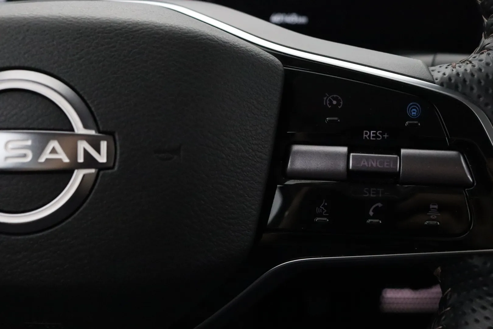 NISSAN Ariya IRJ-638 carousel image