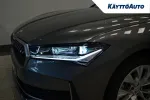 Skoda Superb YXX-243 carousel thumbs