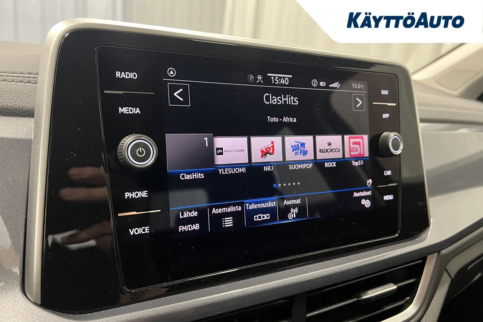Volkswagen T-Roc JNJ-774 carousel image