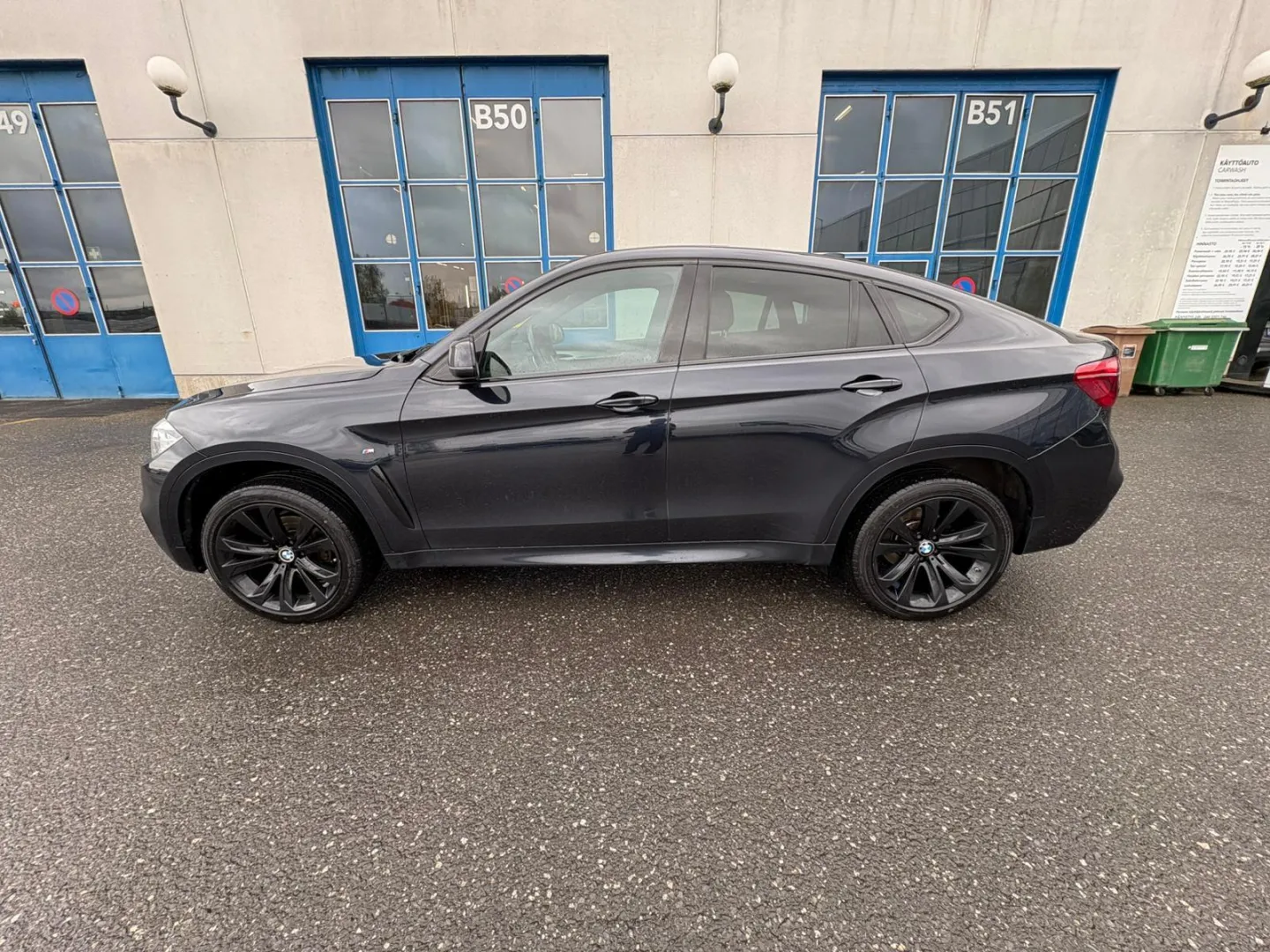 BMW X6 ERM-945 carousel image