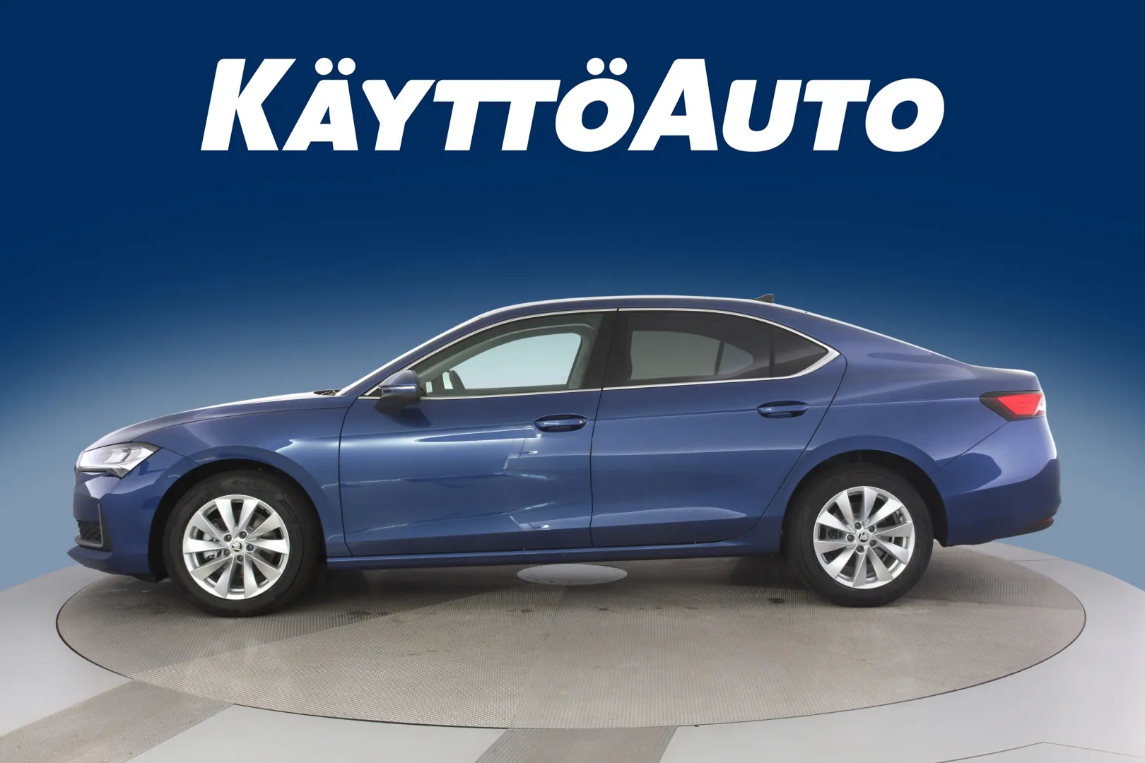 Skoda Superb KVV-233 carousel image