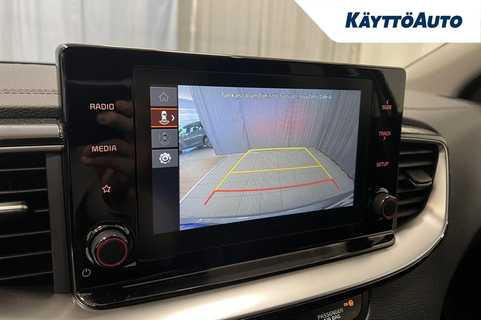 Kia XCeed YXR-231 carousel image
