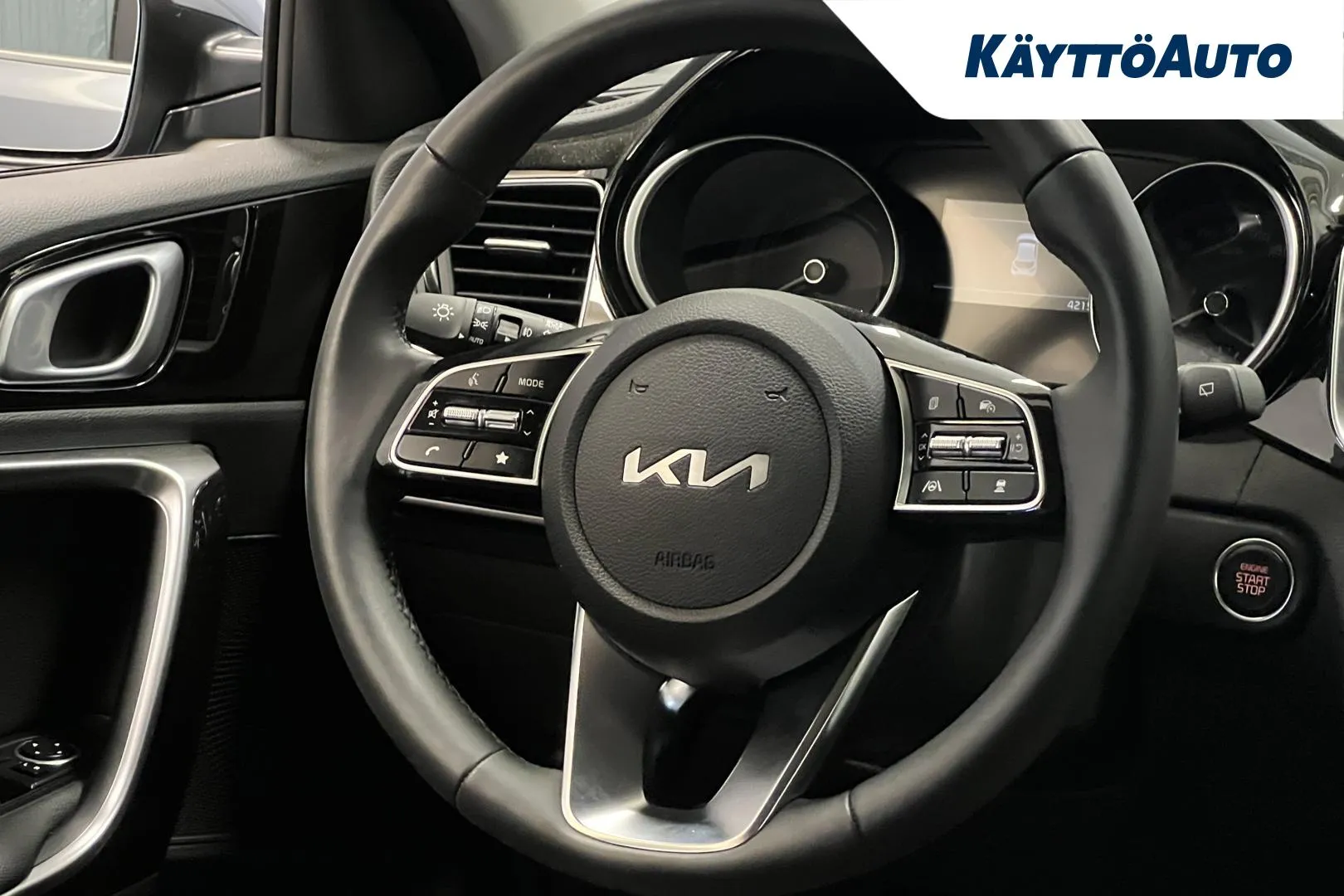 Kia XCeed YXR-231 carousel image