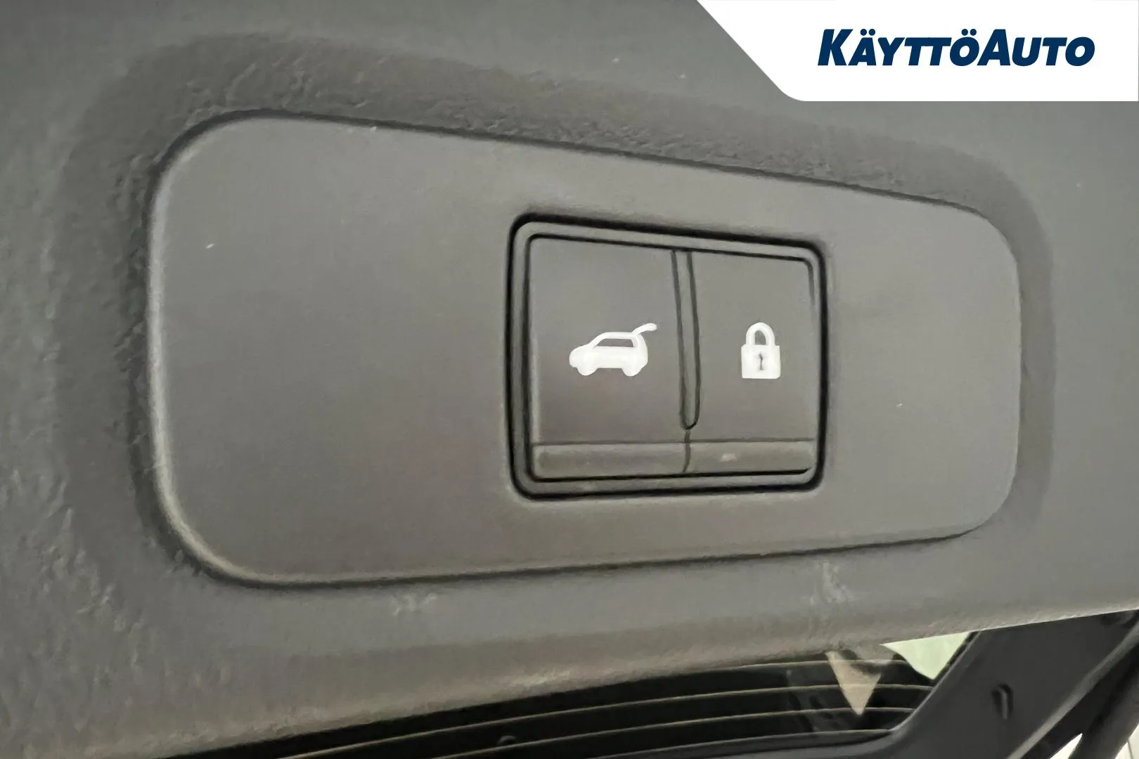 Nissan Qashqai KVV-393 carousel image