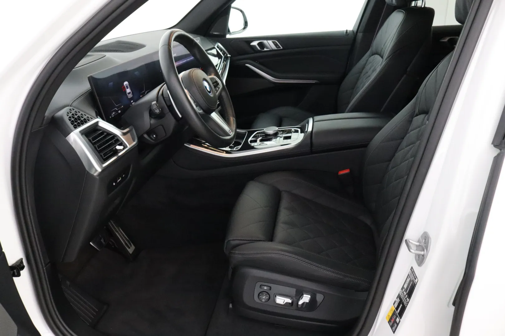 BMW X5 LSV-771 carousel image