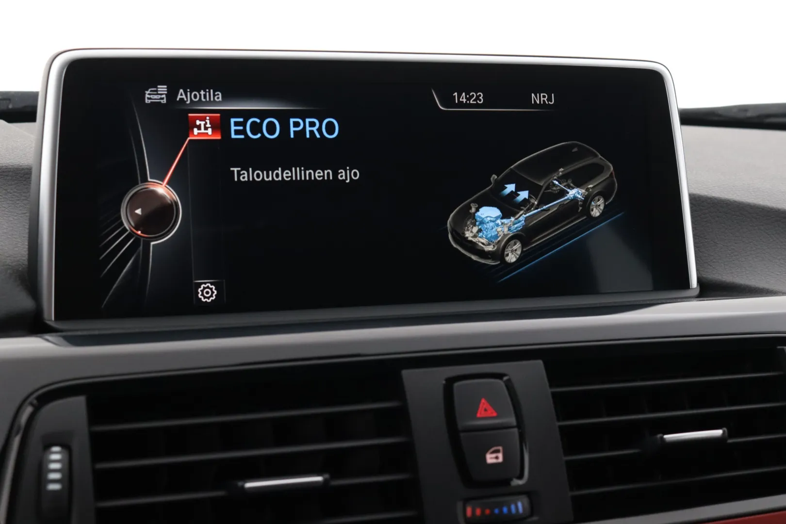 BMW 320 SLV-179 carousel image