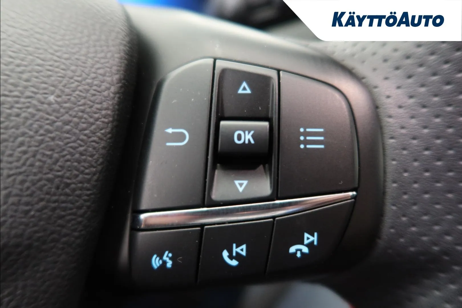 FORD Kuga KUK-937 carousel image