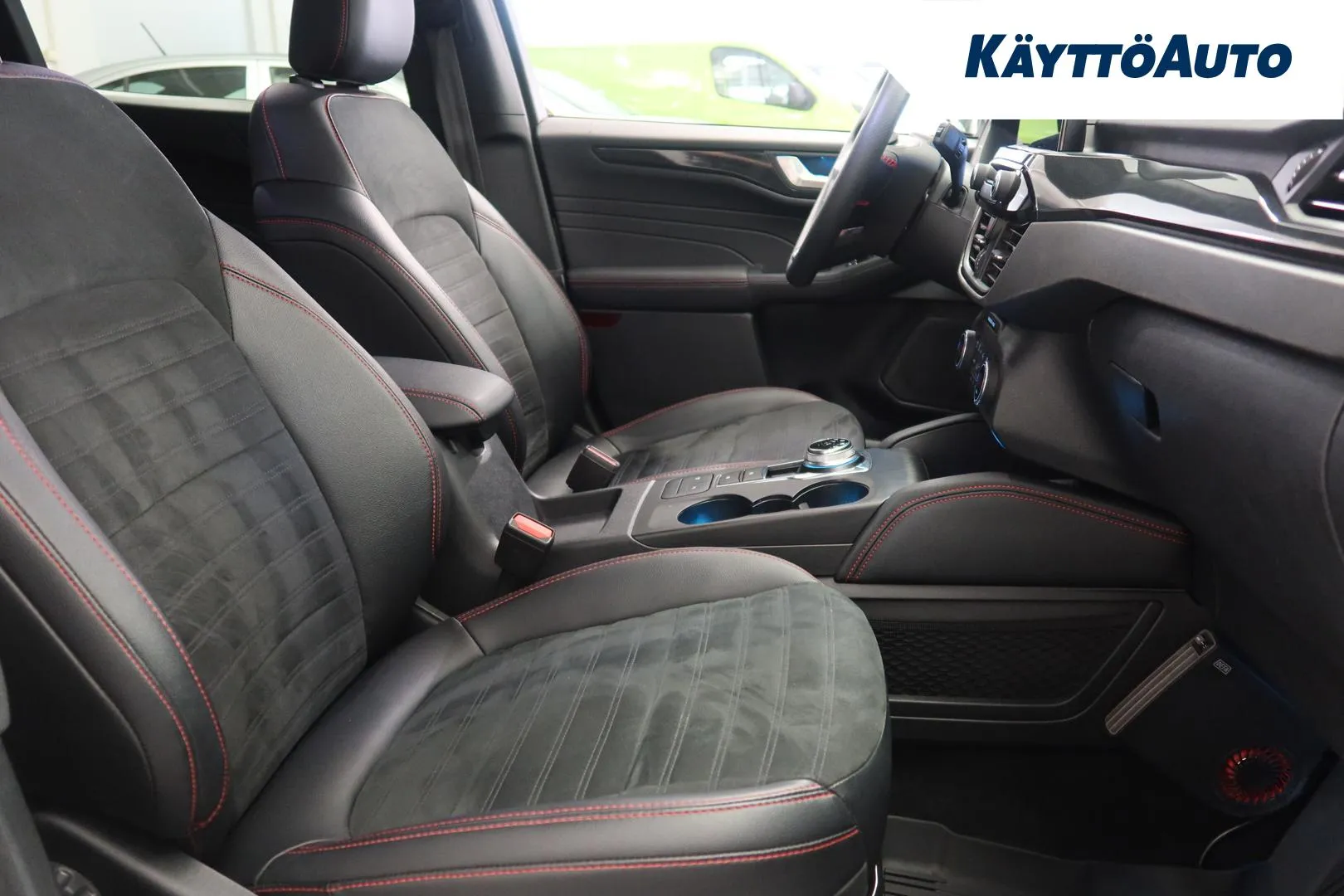 FORD Kuga KUK-937 carousel image