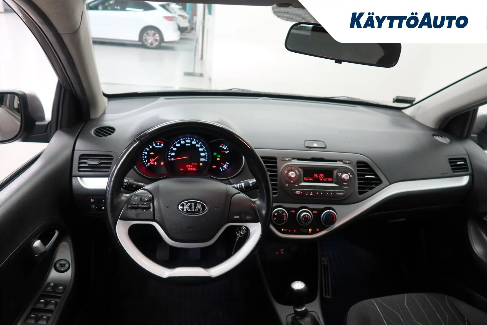 KIA Picanto TZZ-325 carousel image