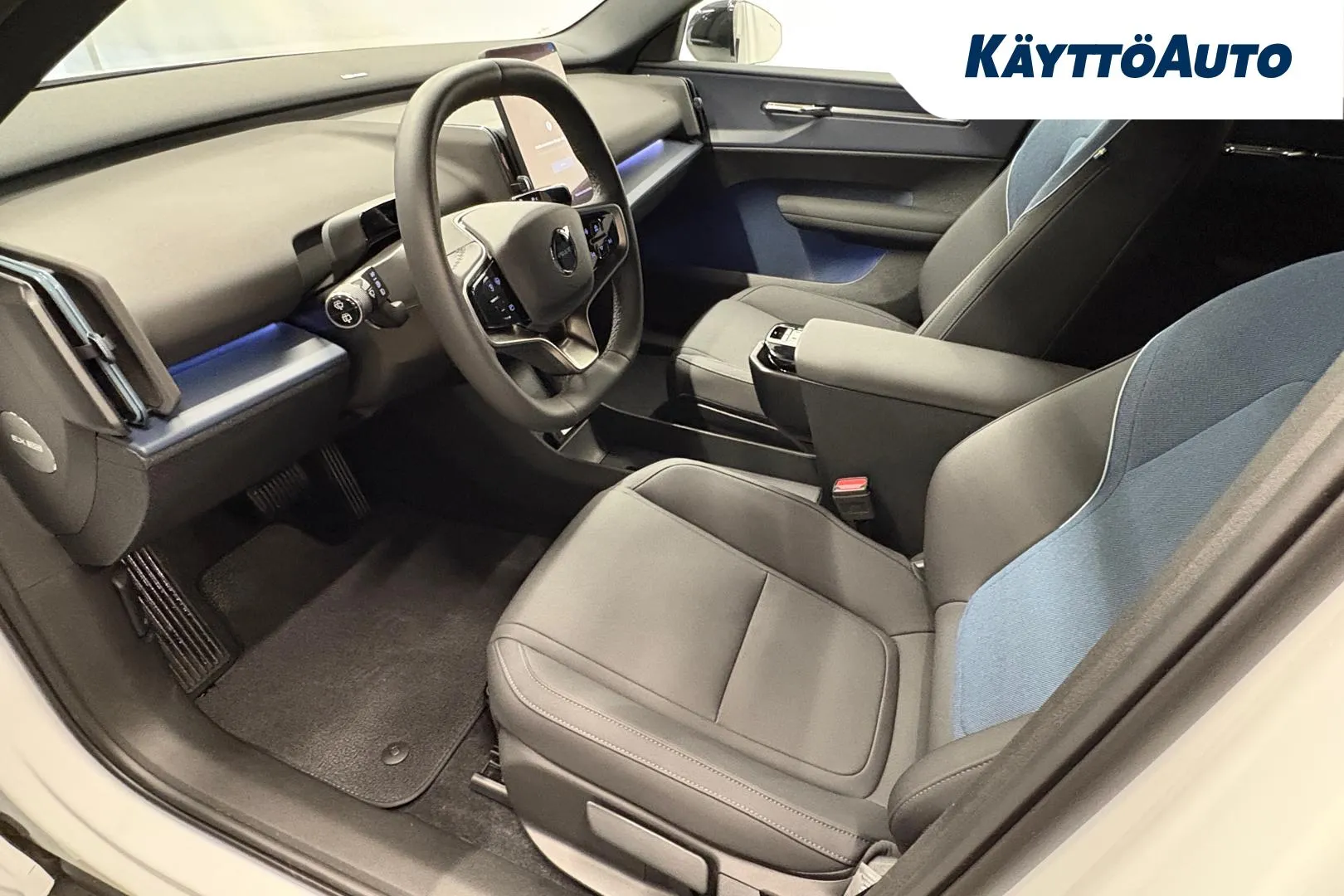 Volvo EX30 IRT-630 carousel image