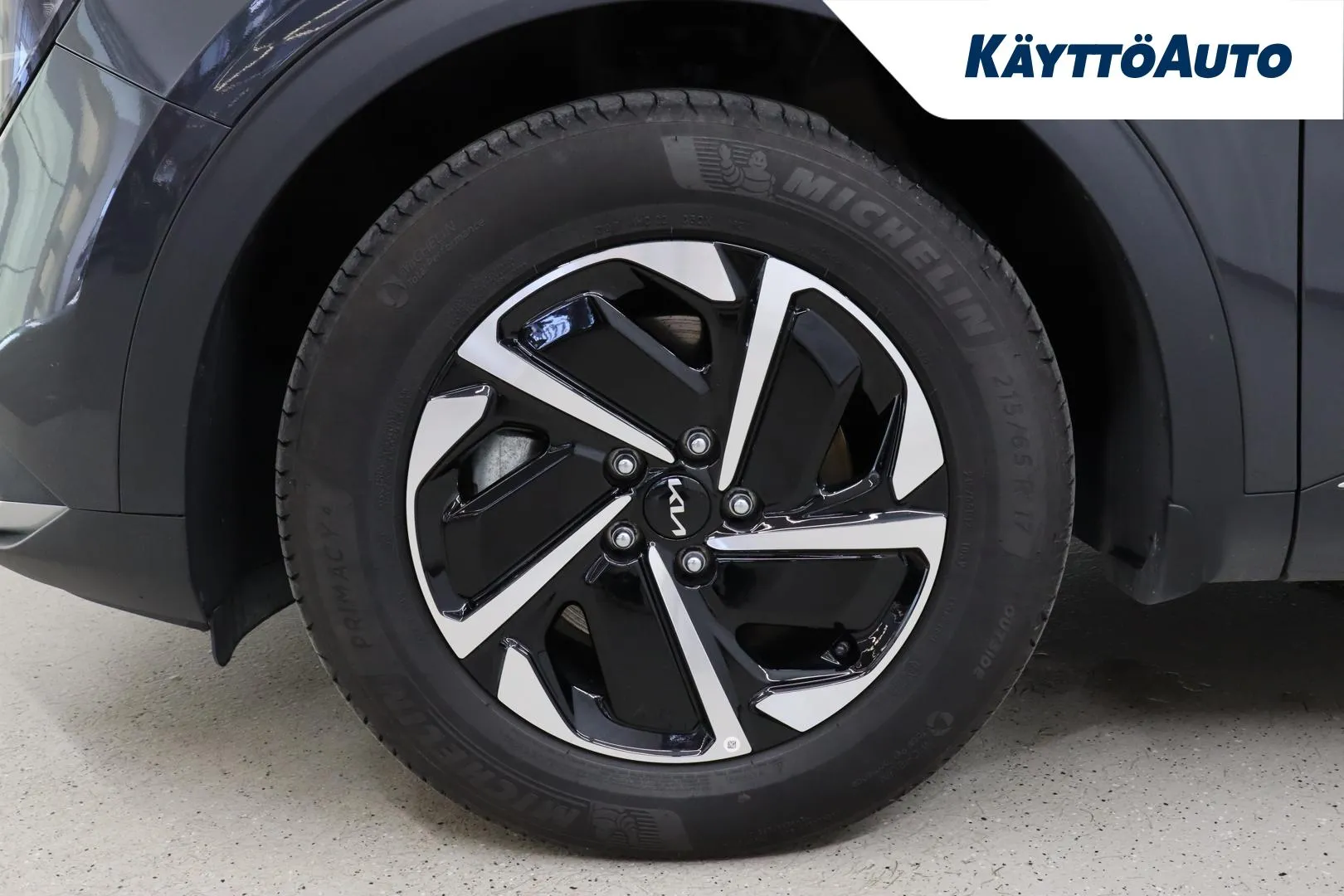 KIA Sportage JNL-589 carousel image