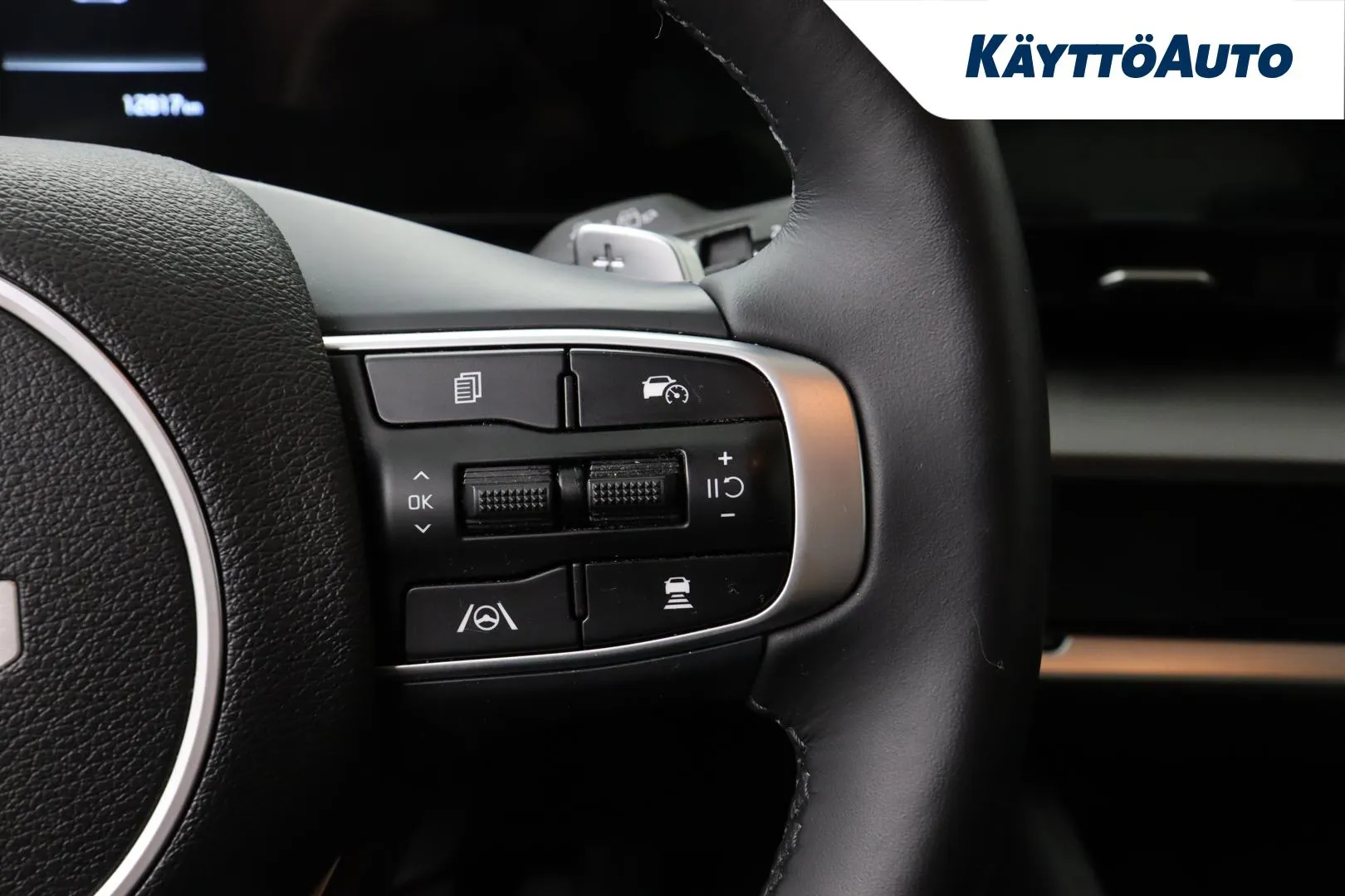 KIA Sportage JNL-589 carousel image