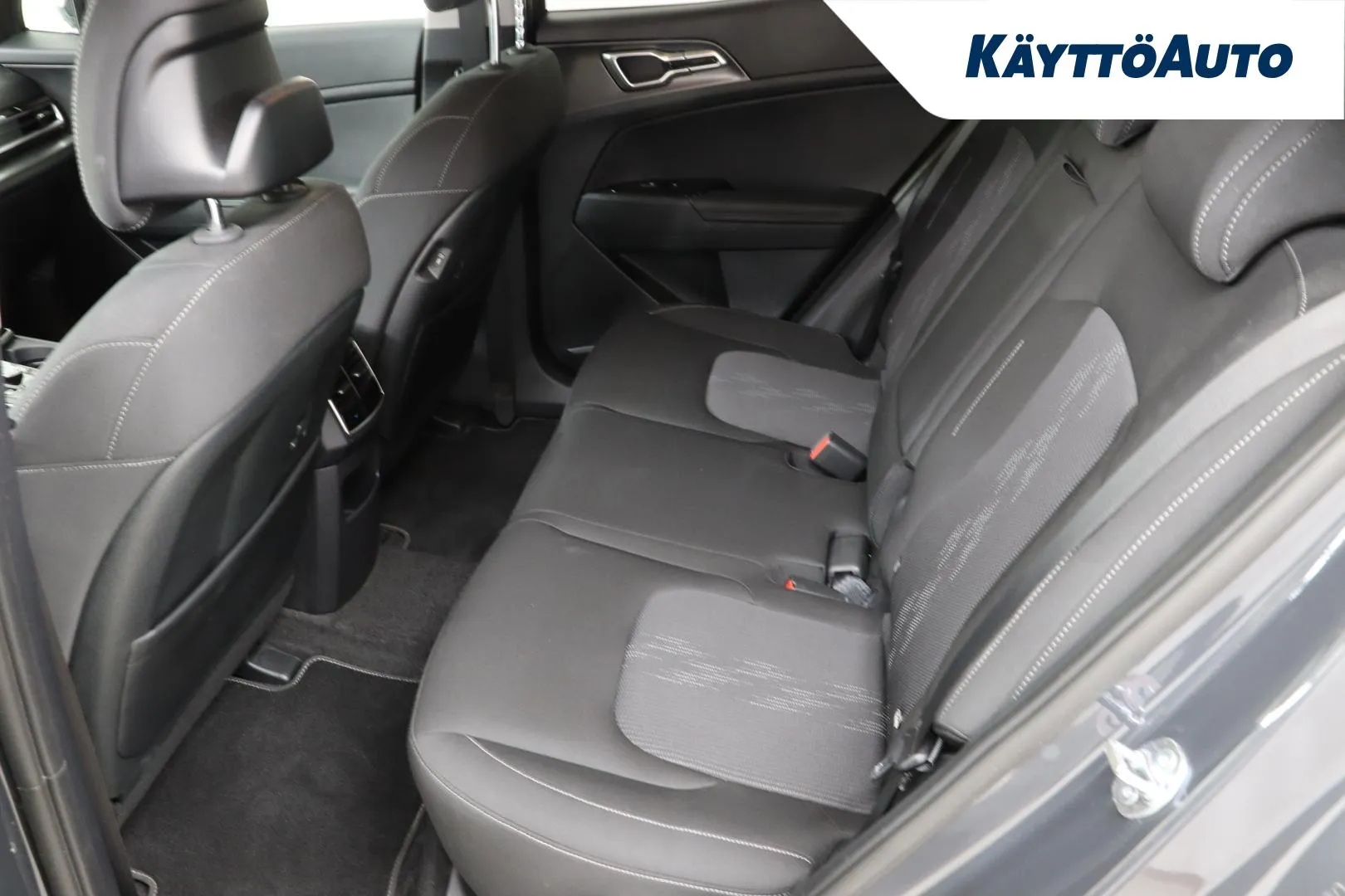 KIA Sportage JNL-589 carousel image