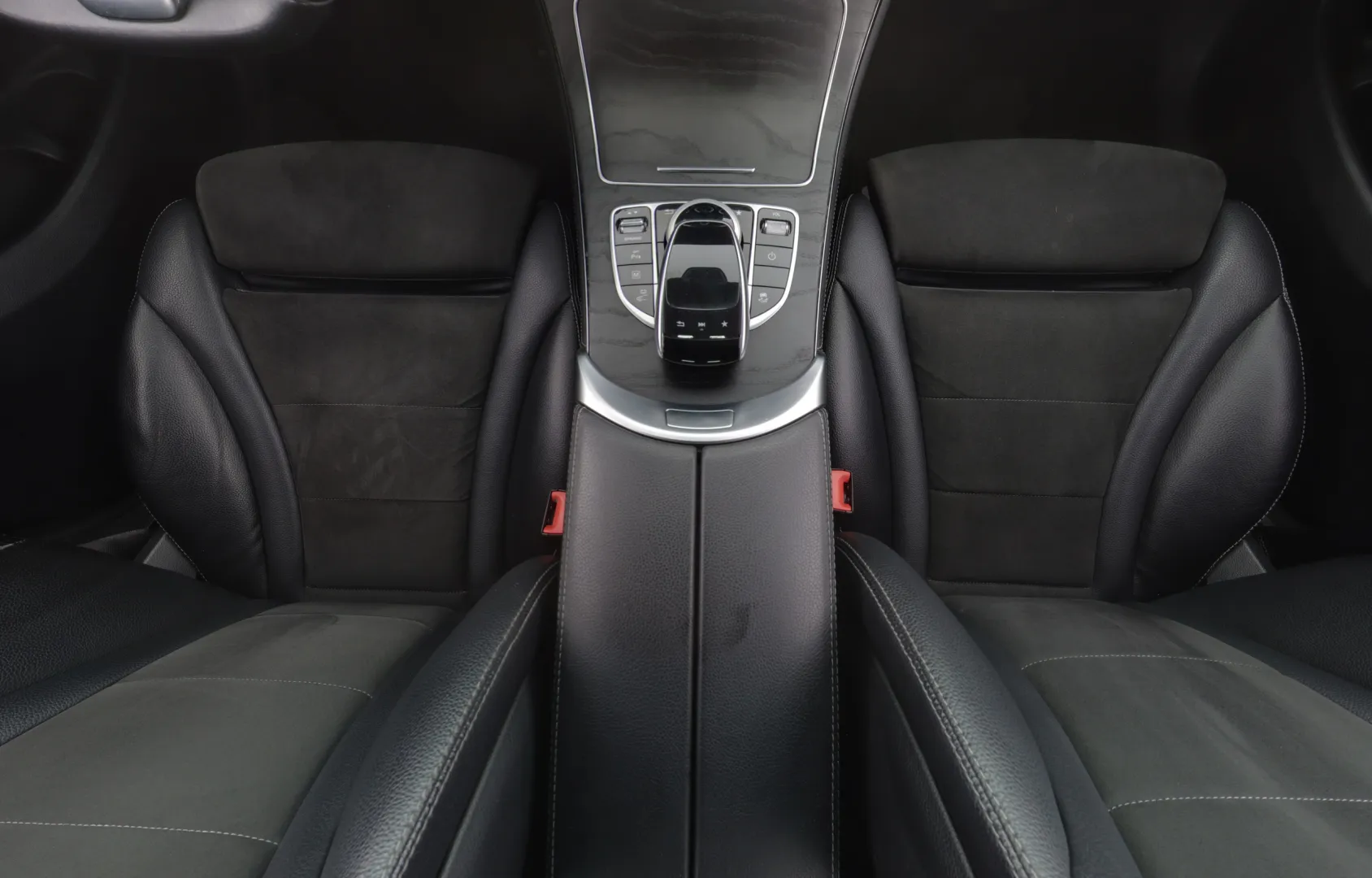 MERCEDES-BENZ GLC OXP-454 carousel image