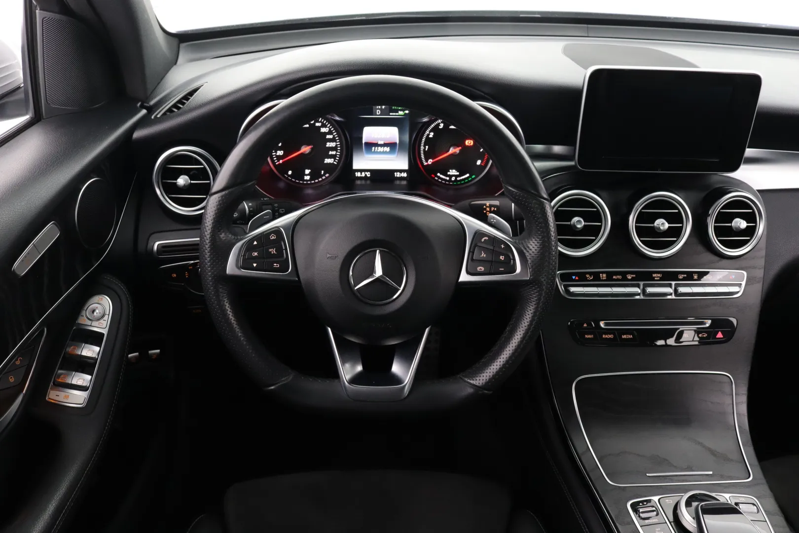 MERCEDES-BENZ GLC OXP-454 carousel image