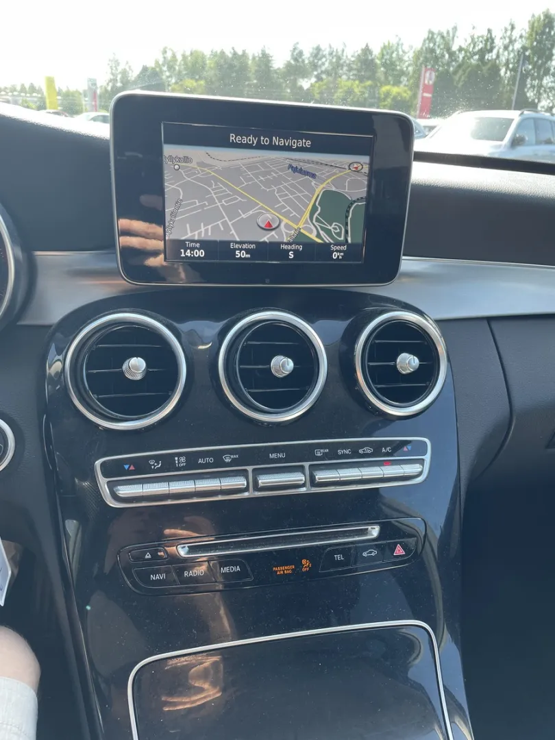 Mercedes-Benz C ERT-597 carousel image