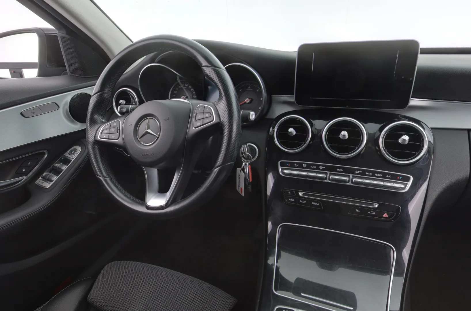 Mercedes-Benz C ERT-597 carousel image
