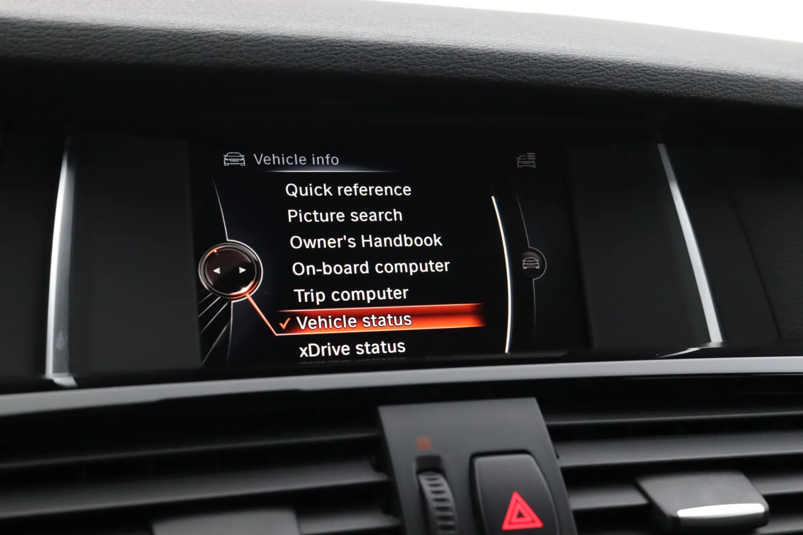 BMW X4 GNU-167 carousel image