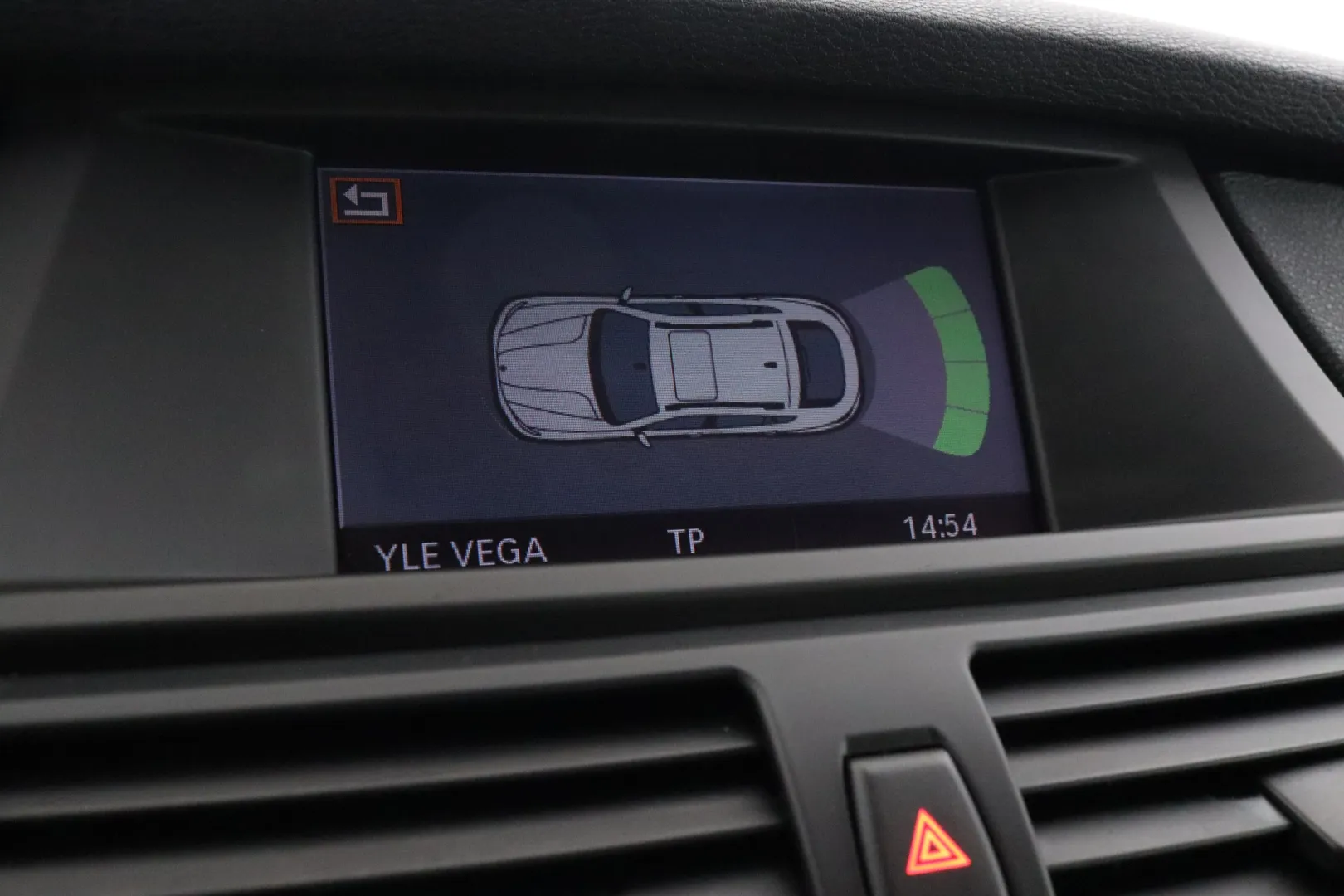 BMW X6 CHB-400 carousel image