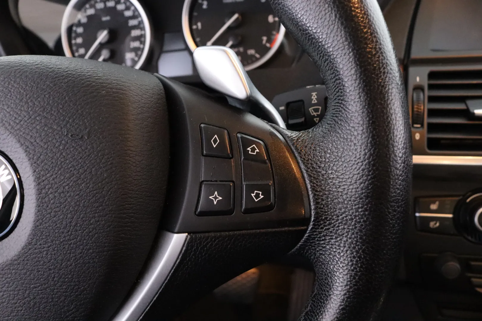 BMW X6 CHB-400 carousel image