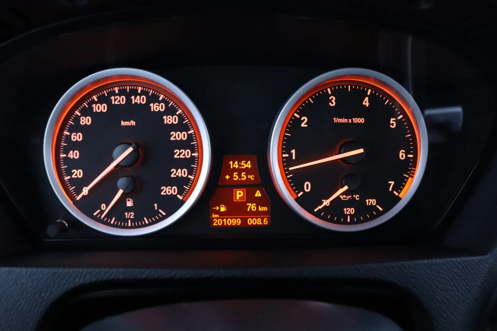 BMW X6 CHB-400 carousel image