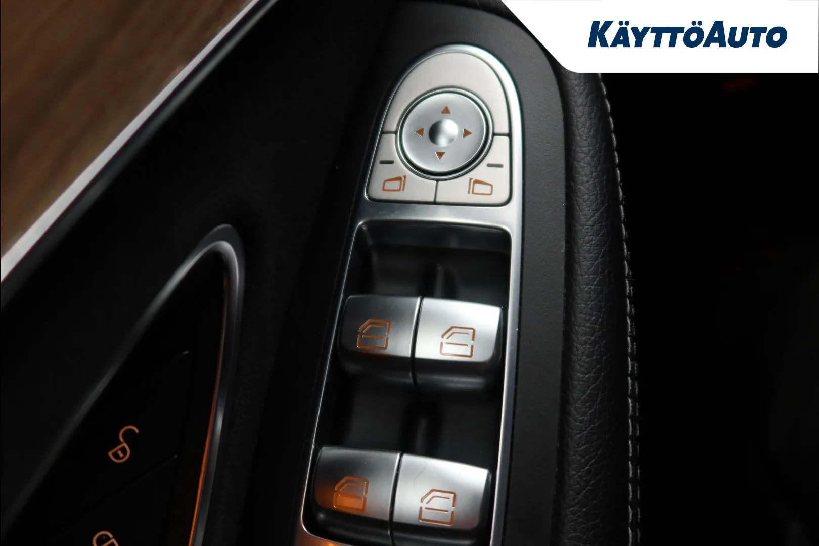 Mercedes-Benz C ZLA-573 carousel image