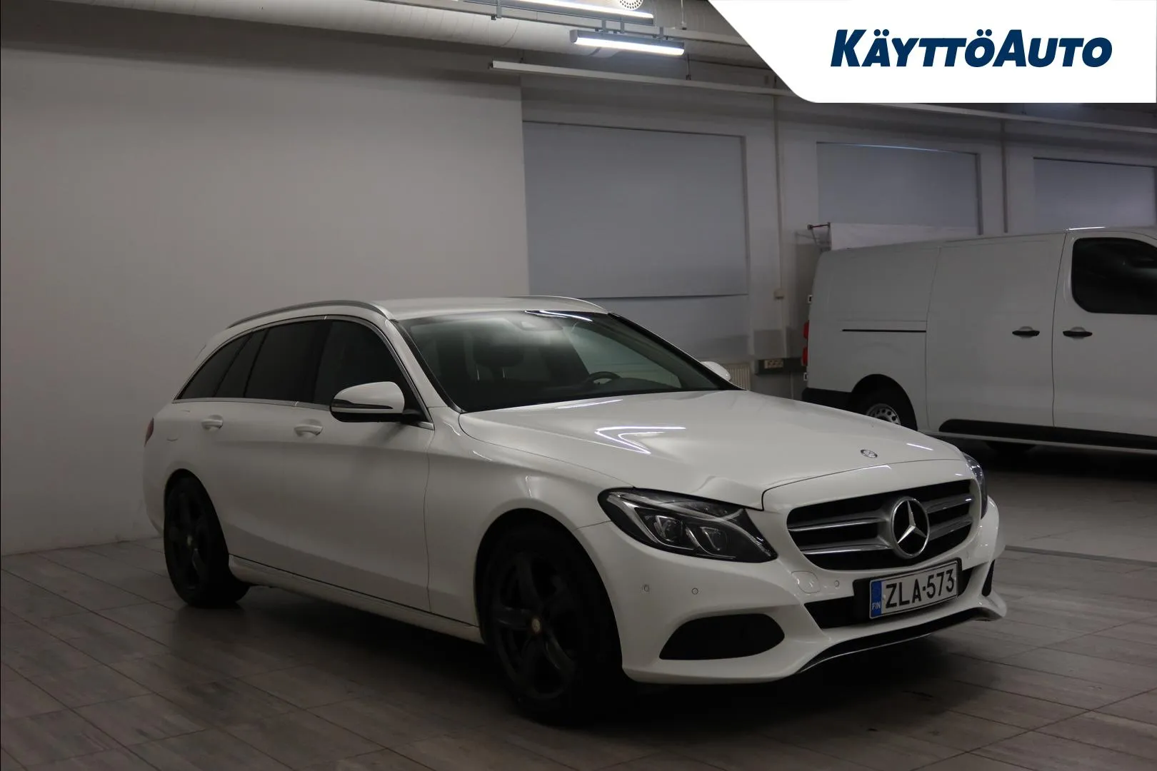 Mercedes-Benz C ZLA-573 carousel image