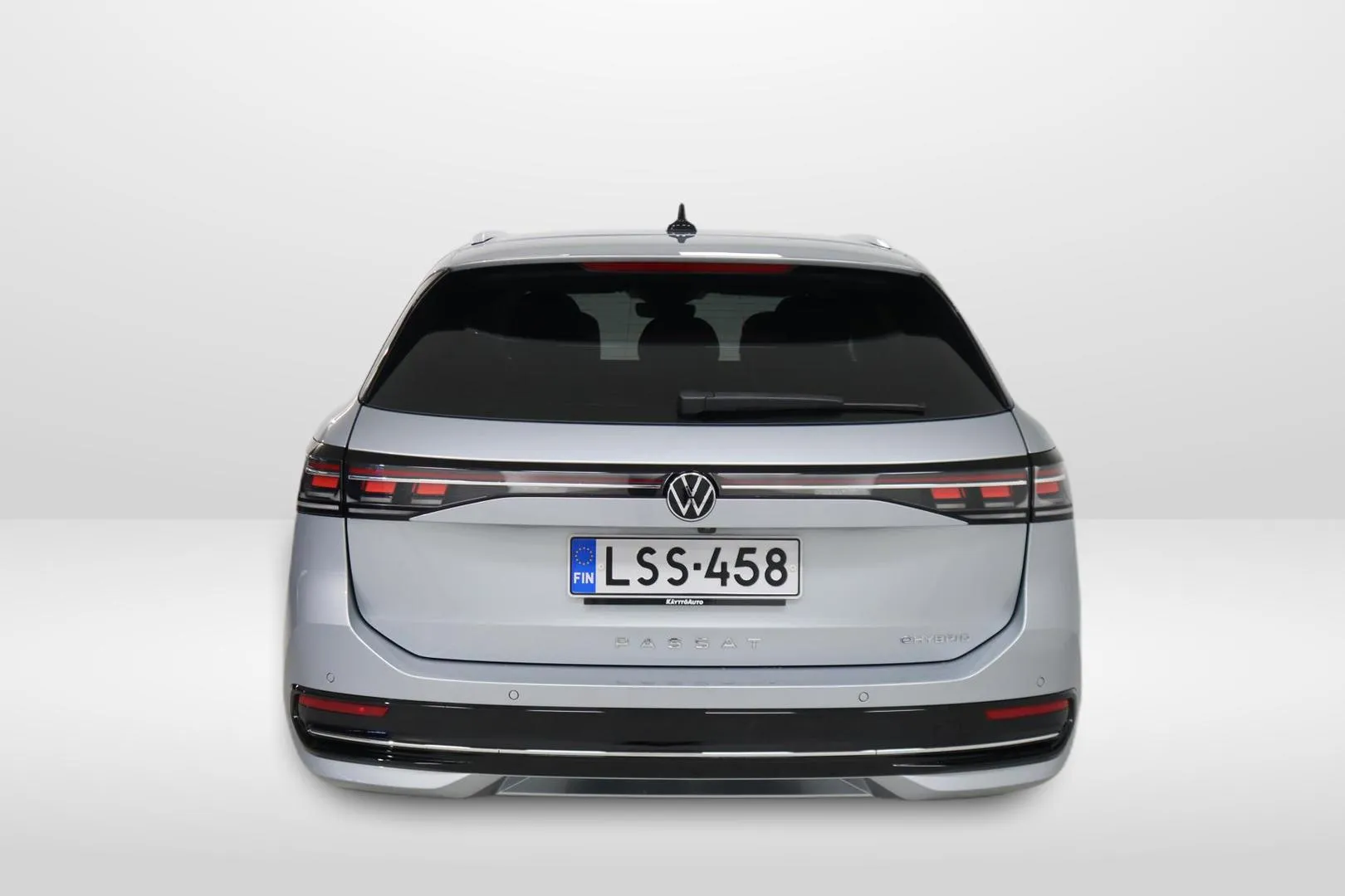 Volkswagen Passat LSS-458 carousel image
